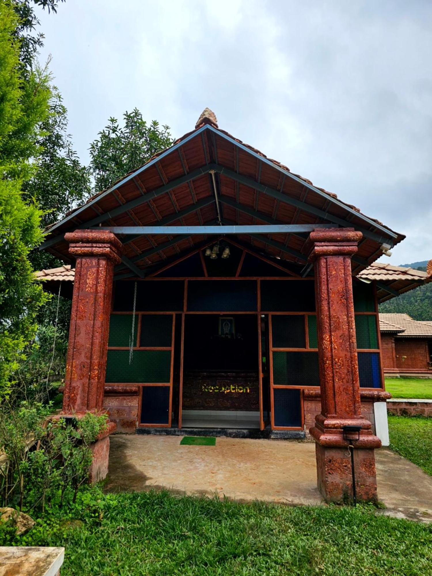 Parampara Resort Chikmagalur Kalasa Eksteriør bilde