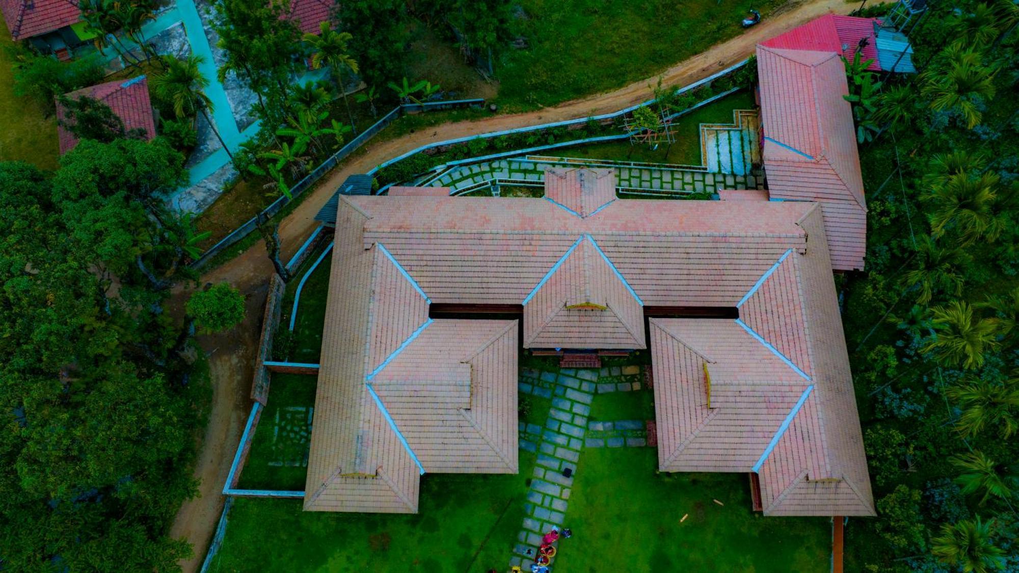 Parampara Resort Chikmagalur Kalasa Eksteriør bilde